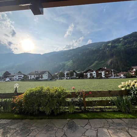 Zell Views Apartments Zell am Ziller Ngoại thất bức ảnh